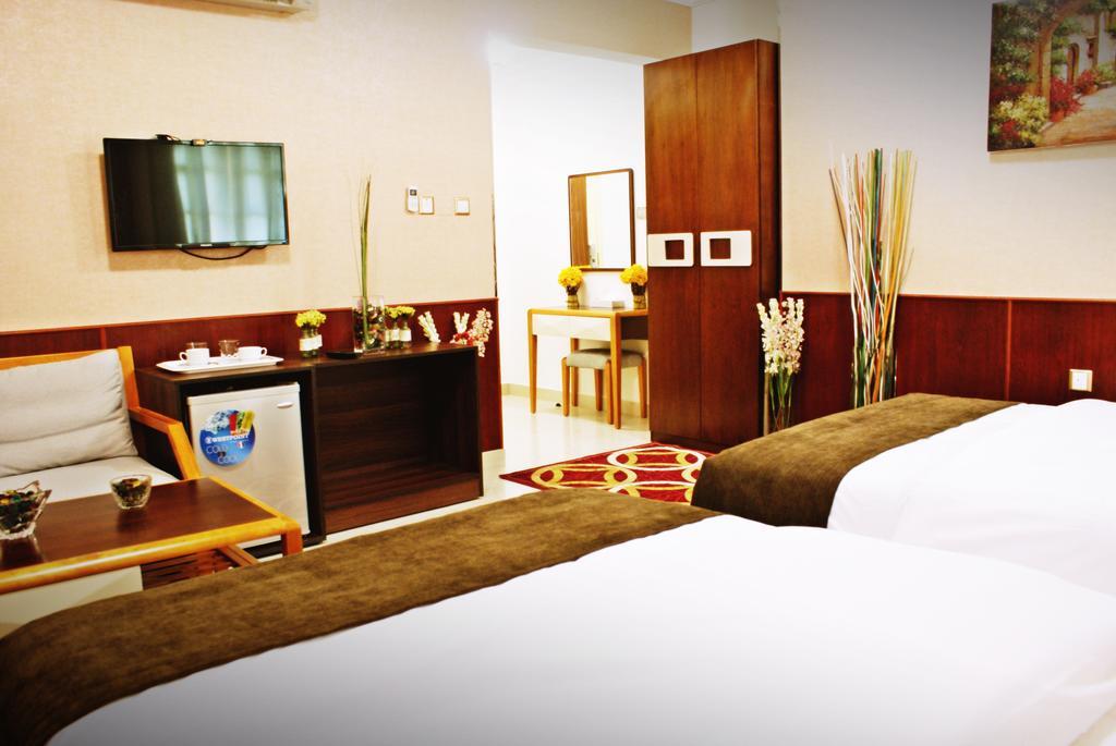 Weekend Hotel & Apartments Muscat Eksteriør billede