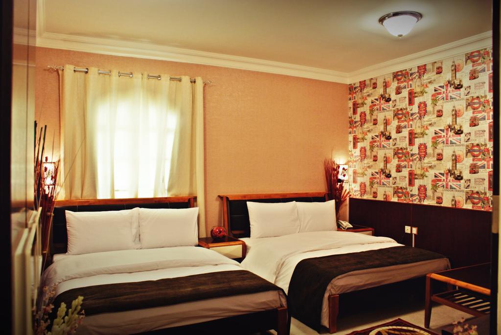 Weekend Hotel & Apartments Muscat Eksteriør billede